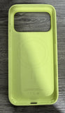 Genuine Apple iPhone 17 Pro Max Silicone Case with MagSafe –  MGFM4ZM/A Open Box